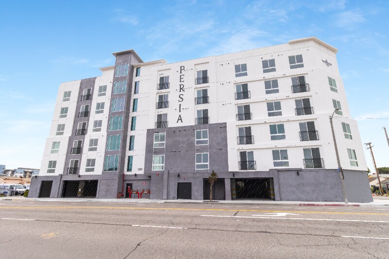 Primary Photo - 11814 Aviation Blvd