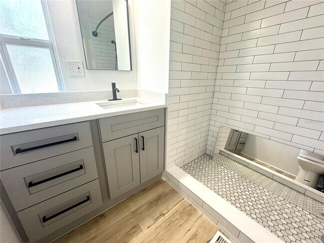Building Photo - 2609 Braeburn Dr
