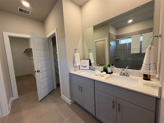 Building Photo - 15542 Olive Ter Trl
