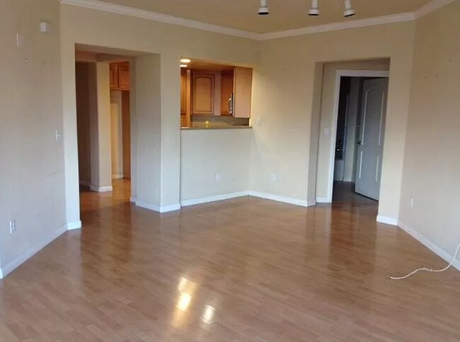 Building Photo - 2220 Gellert Blvd