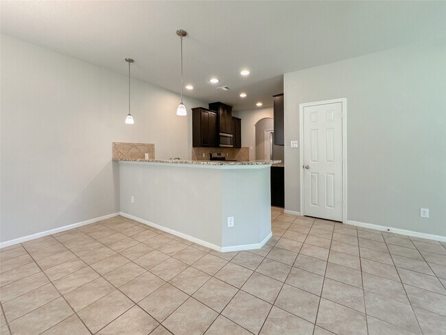 Building Photo - 105 Camelot Pl Ct