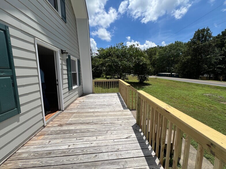 Building Photo - 943 Grier Rd