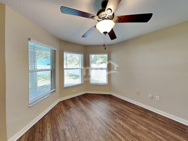 Building Photo - 6405 Oyster Island Cove