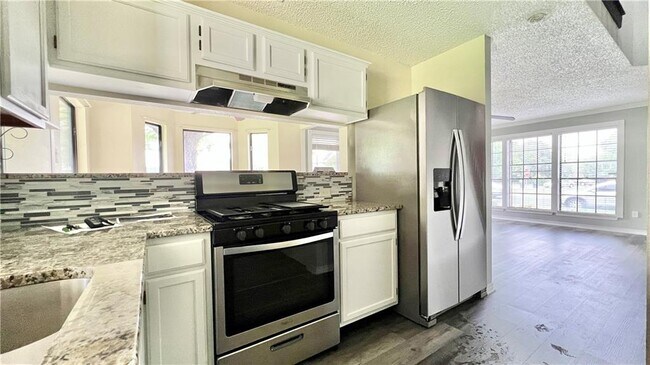 Building Photo - 2501 Kathleen Cove