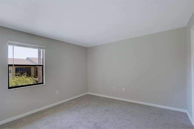 Building Photo - 12293 Sailwinds Dr