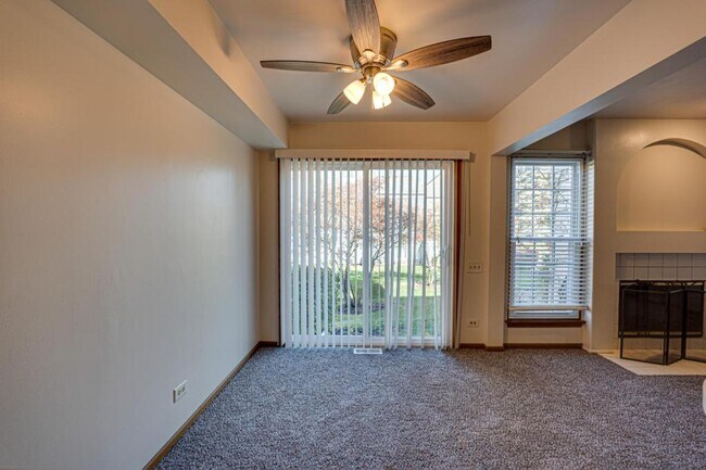 Building Photo - 196 Park Ridge Ln