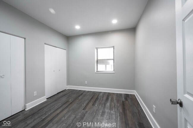 Building Photo - 2060 N Delaware St