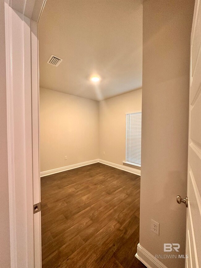 Building Photo - 32503 Revere Dr