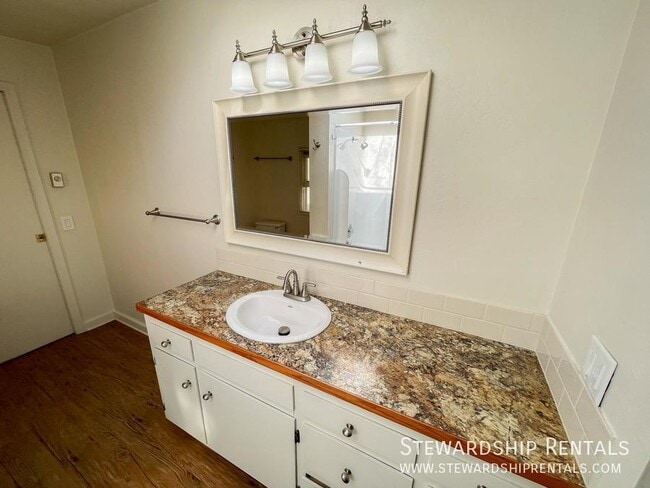 Building Photo - 1790 Mill St