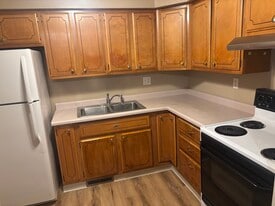 Building Photo - 1117 Melrose Ct