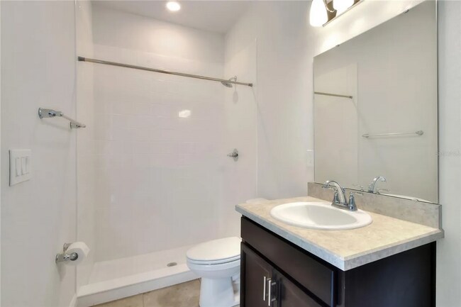 Building Photo - South Lakeland rental!