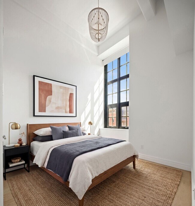 Building Photo - 720 Clinton St