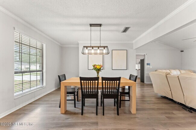 Building Photo - 9783 Viceroy Dr E