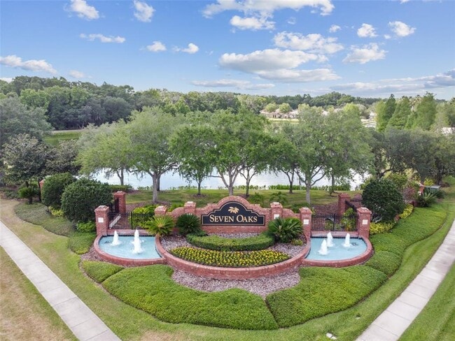 Building Photo - 27750 Autumn Breeze Cir
