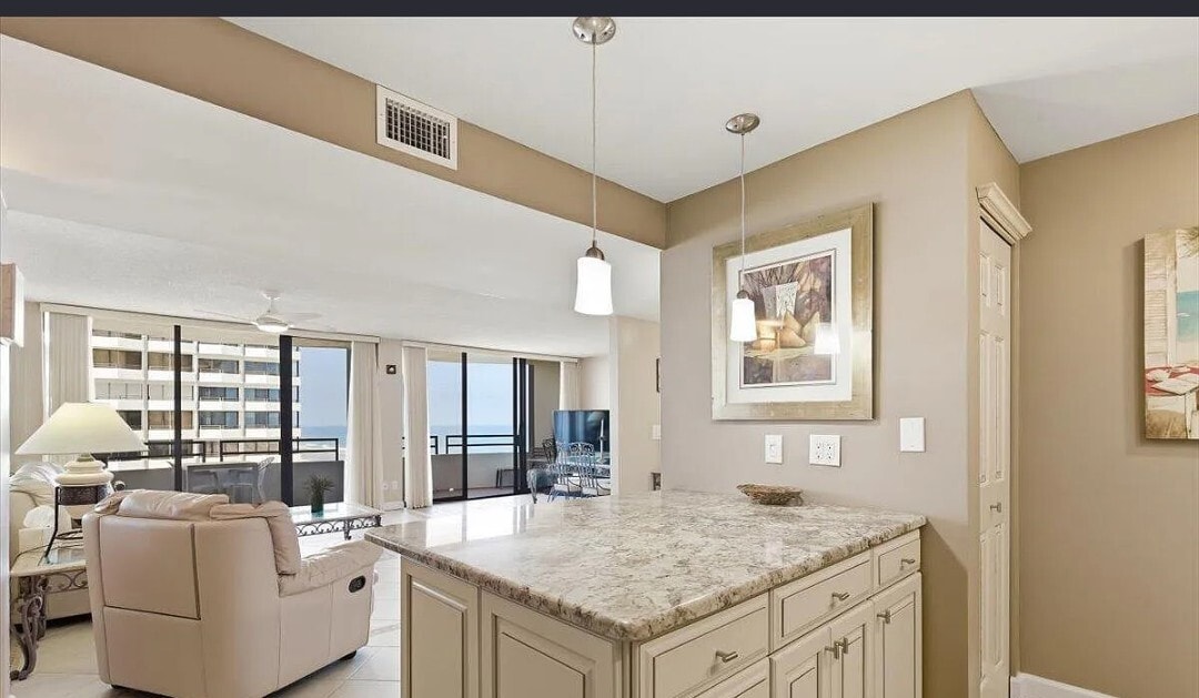 Building Photo - 2828 N Atlantic Ave