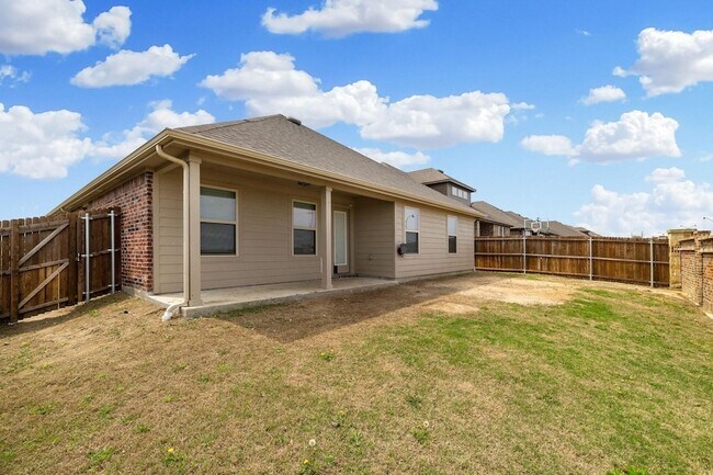 Building Photo - 410 Gunsmoke Trail