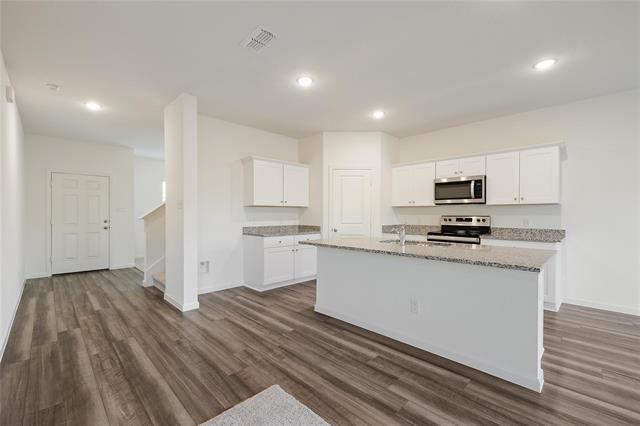 Building Photo - 708 Bois D'Arc Ln