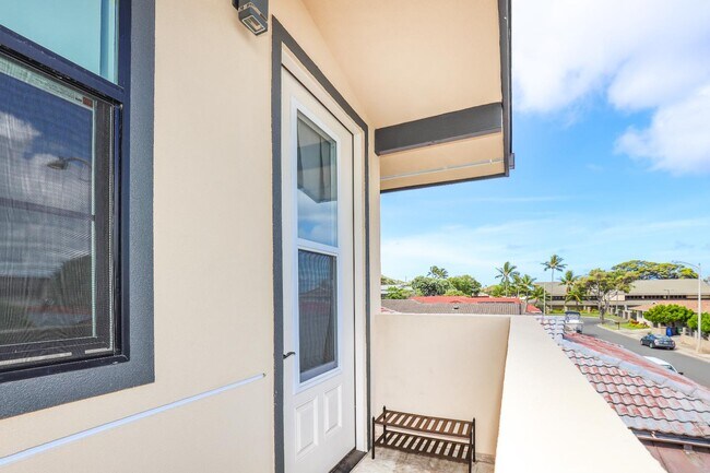 Building Photo - 229 Hanamaulu St