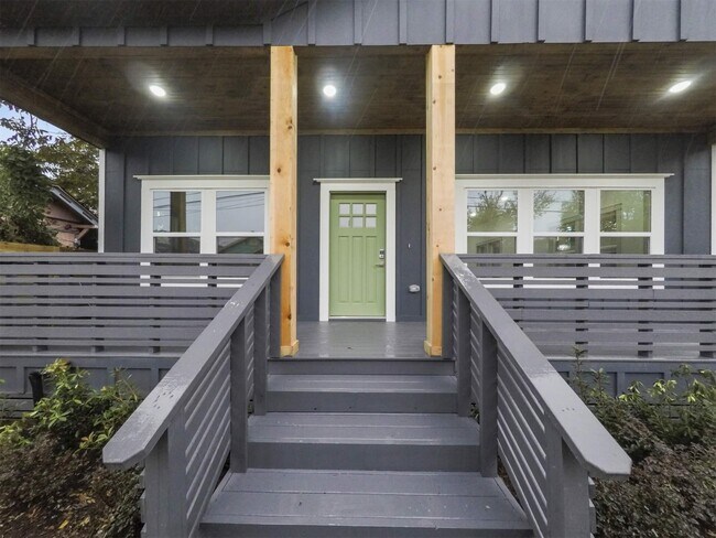 Building Photo - 1209 Tabor St