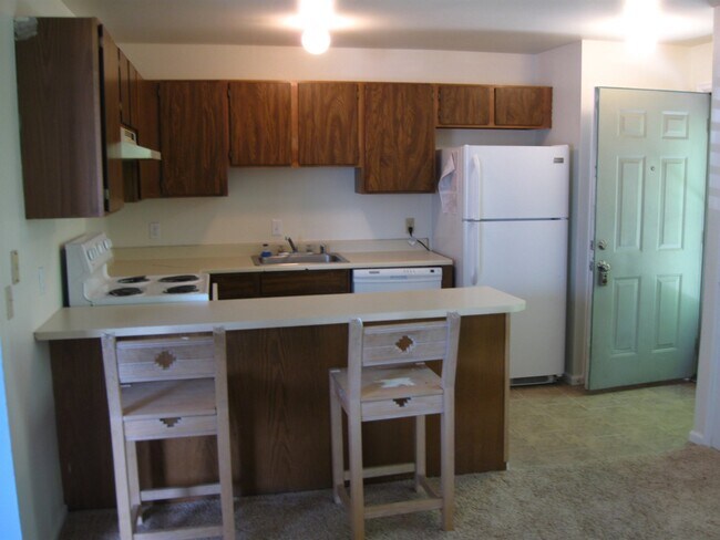 Building Photo - (52HU#13-101) Littleton Location - Studio