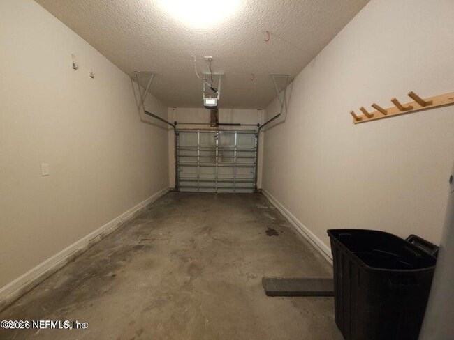 Building Photo - 13366 Stone Pond Dr