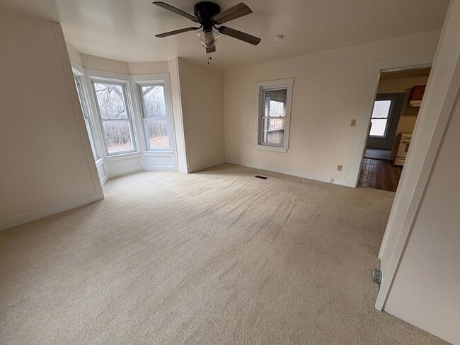 Building Photo - 50 Sullivan Rd