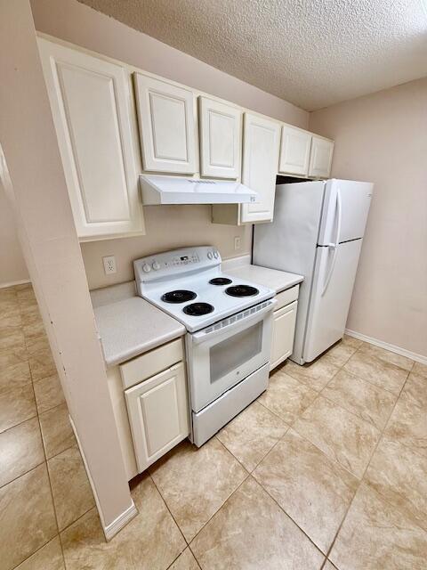 Building Photo - 967 Tray Dr