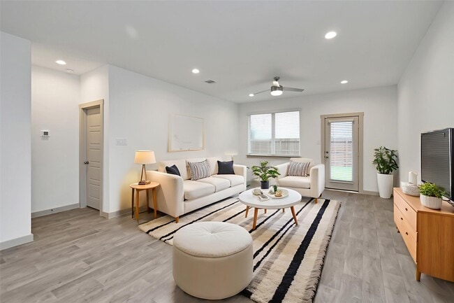 Building Photo - 12511 Walmgate Ct