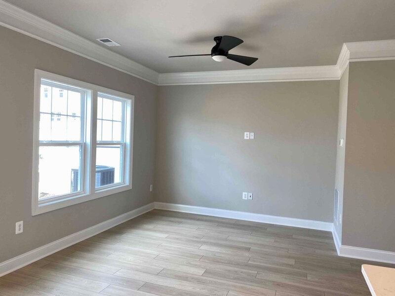 Building Photo - 209 Sunbird Ln