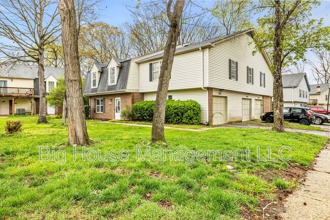 Building Photo - 4536 Reeves Pl