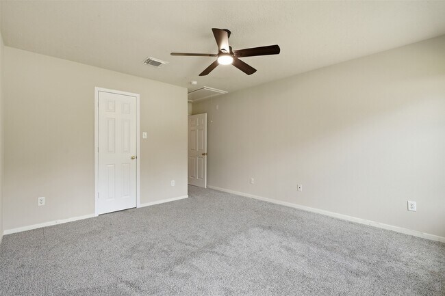 Building Photo - 22914 Breton Point Dr