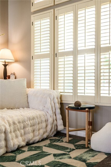 Building Photo - 6933 Stanislaus Pl