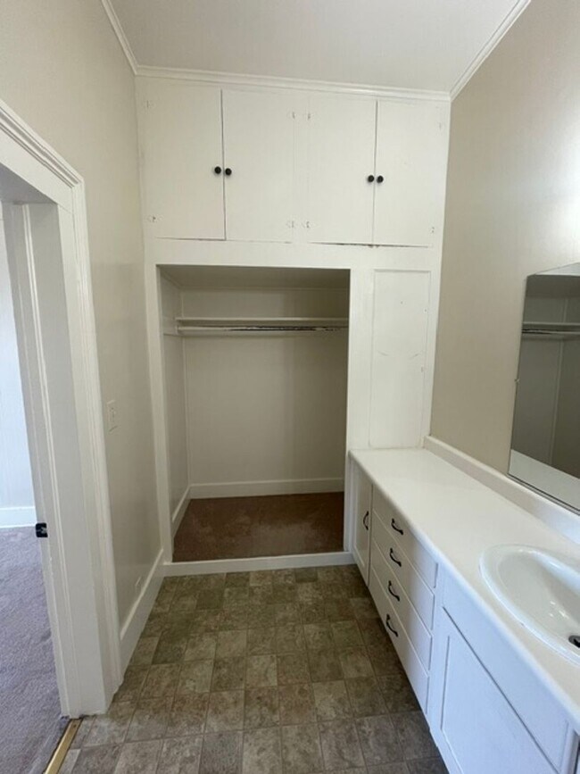 Building Photo - 912 Soquel Ave