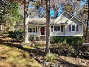 Building Photo - 225 Hawkins Farm Cir