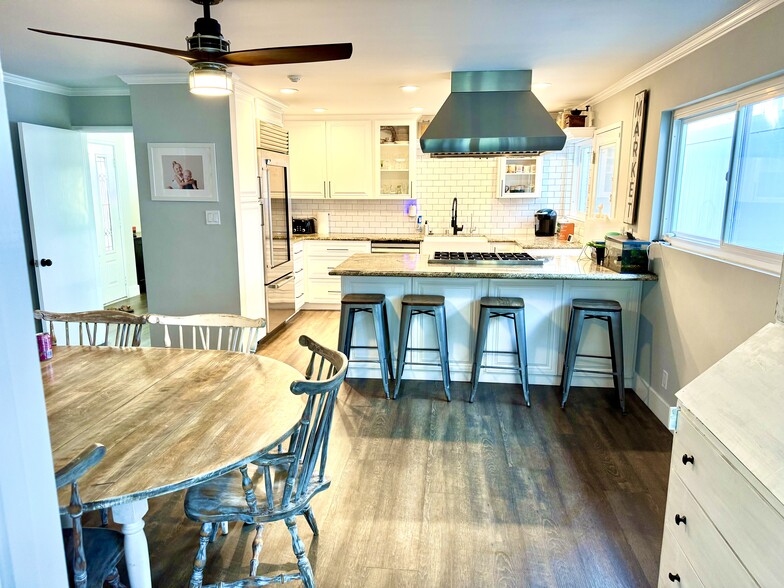 Building Photo - 1606 W 22nd St