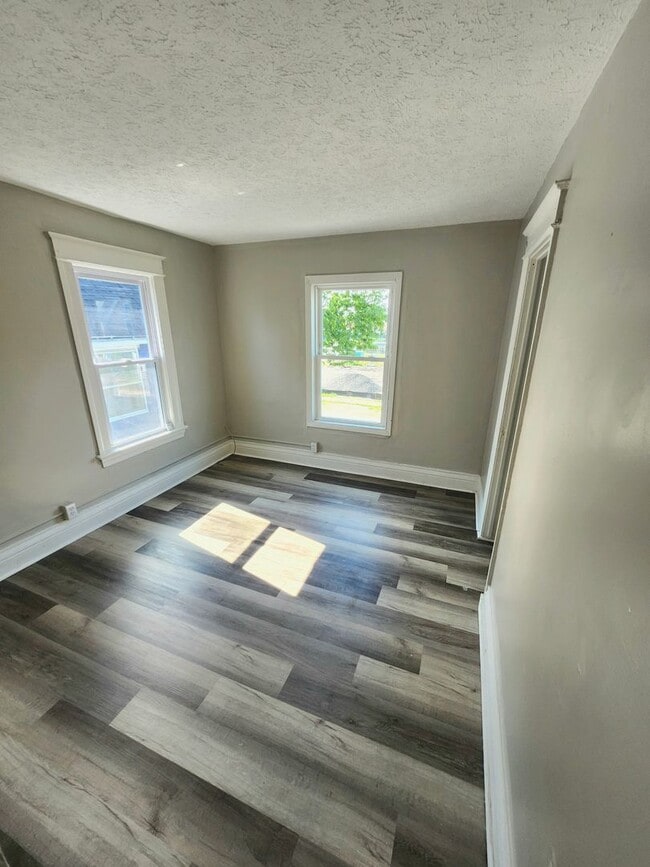 Building Photo - 500 Garson Ave