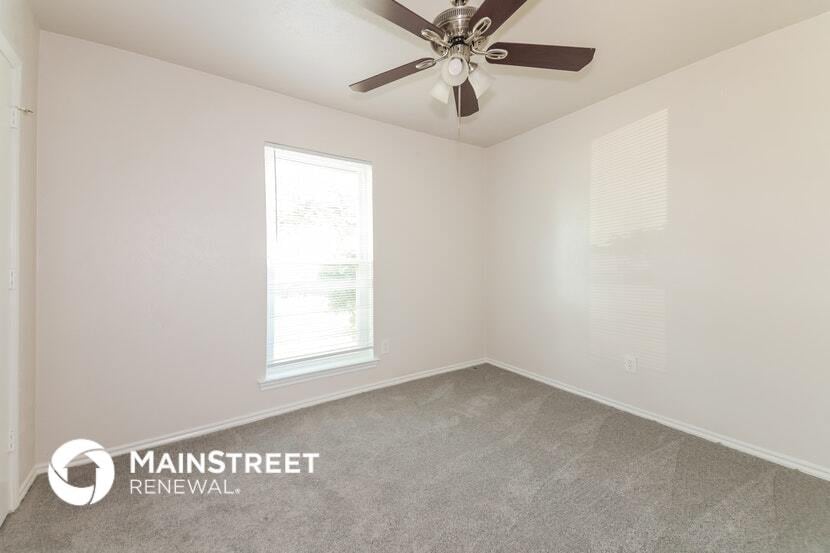 Building Photo - 608 San Carlos Dr