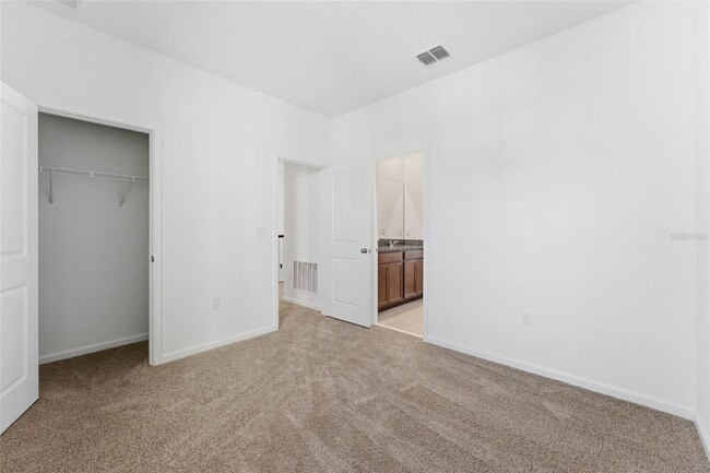 Building Photo - 1889 Seawall Wy