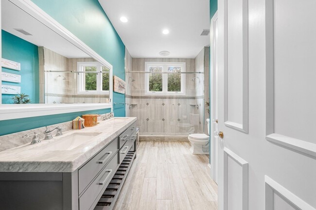 Building Photo - 2525 S Ocean Blvd