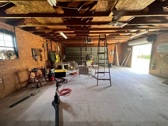 Building Photo - 103 Wedgewood Ct