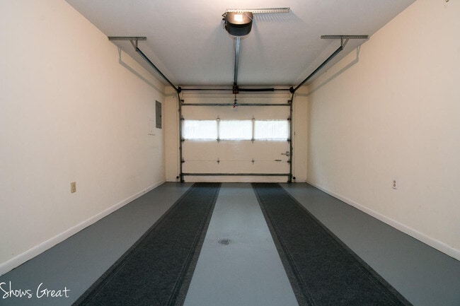 Building Photo - One Level 2 Bedroom, 2 Bath Condo in SW City