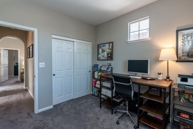 Building Photo - Stunning Updated Alameda Home w/ Backyard Deck & Custom Features