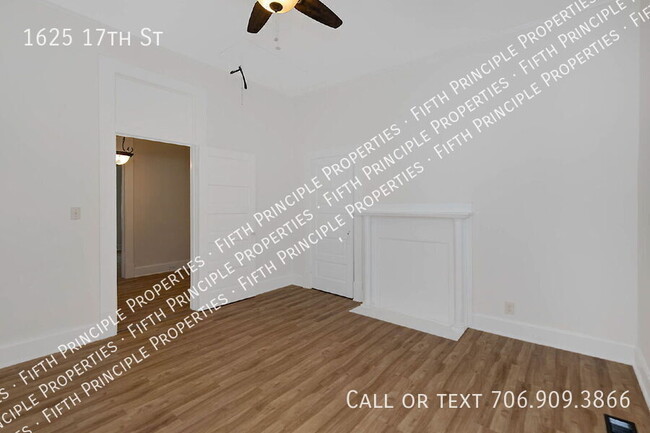 Building Photo - 1625 17th St