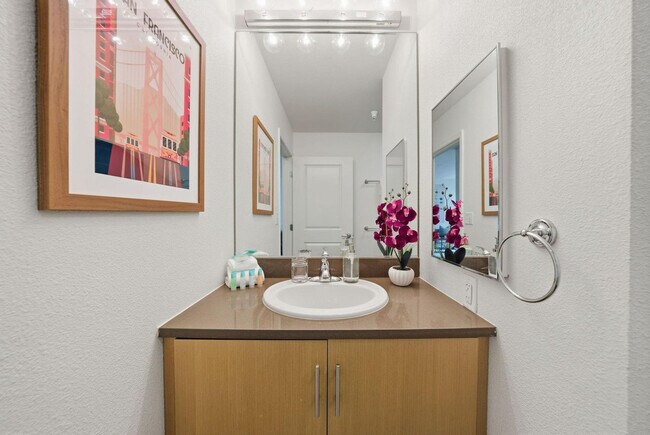 Building Photo - 1155 4th St