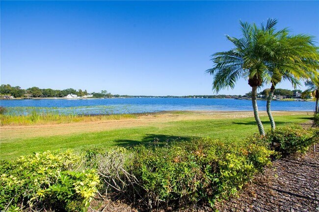 Building Photo - 13830 Orange Sunset Dr