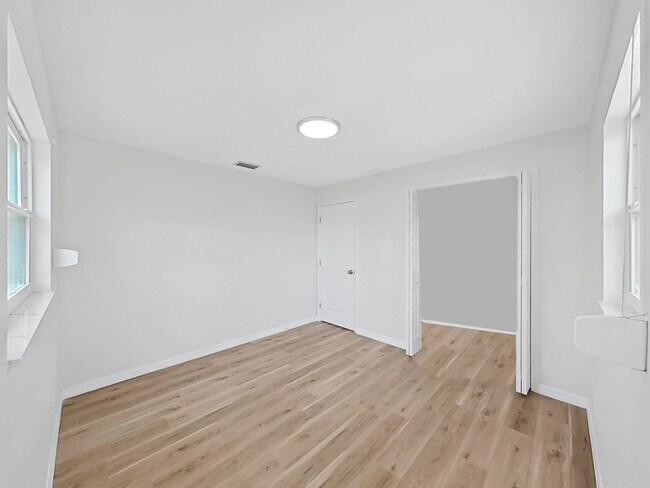 Building Photo - 7797 Barry Ct