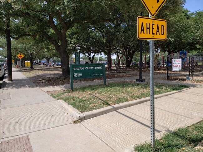 Building Photo - 1639 Norfolk St