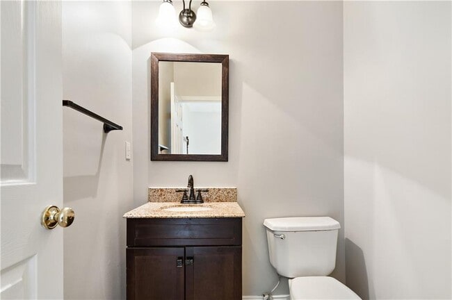 Building Photo - 2065 N Bethany Creek Dr