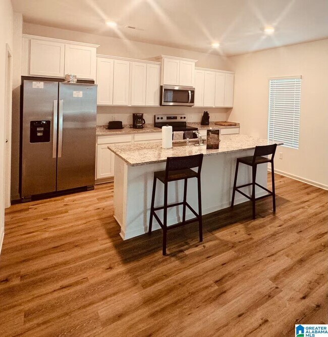 Building Photo - 510 Boxwood Bnd