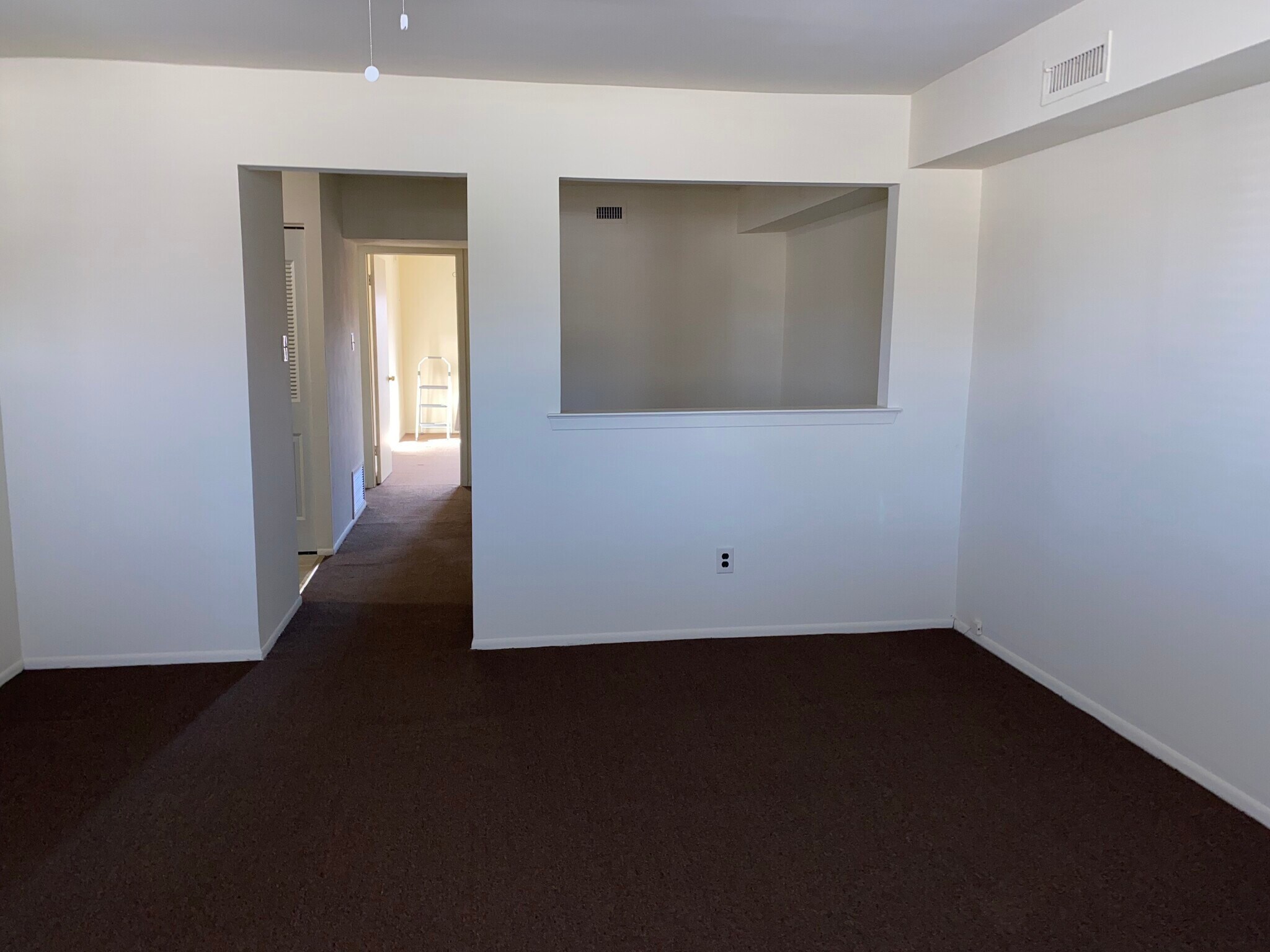 living room - 1022 Gum Pl